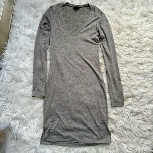Wilfred Free Aritzia Grey V Neck Shirt Dress Size Medium